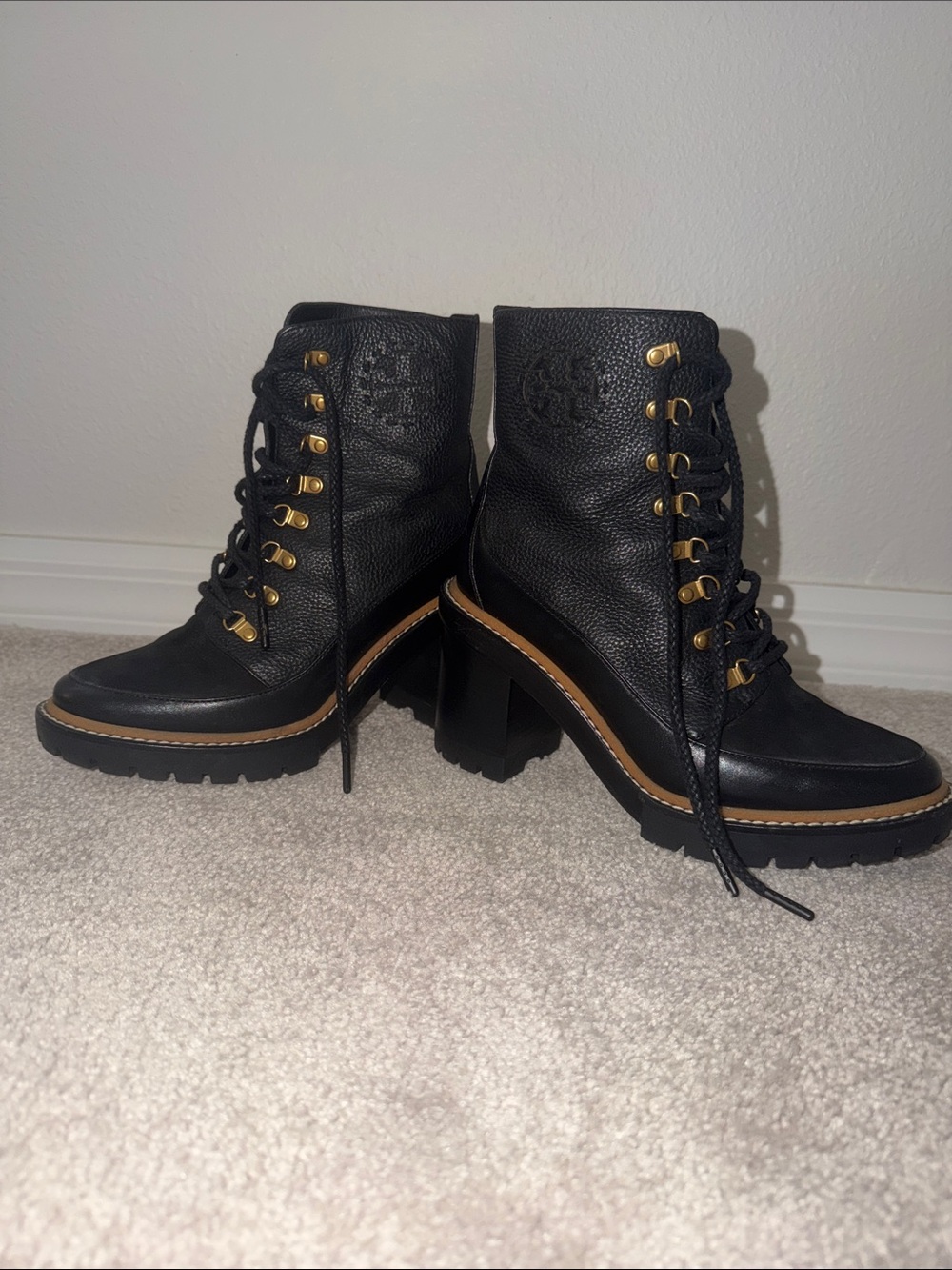 Tory Burch Black Leather Lace-Up Combat Boots with Gold Hardware size 8 LIKE NEW